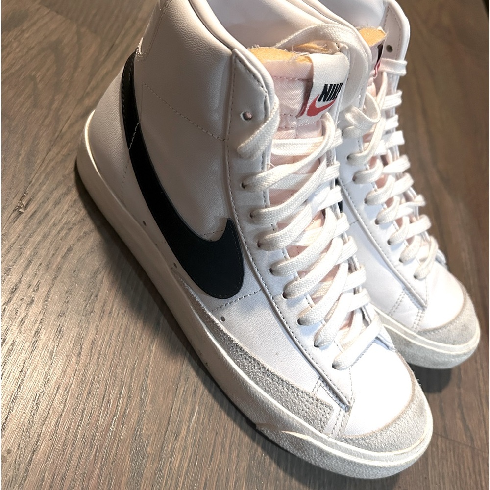 Nike blazer women’s shoes